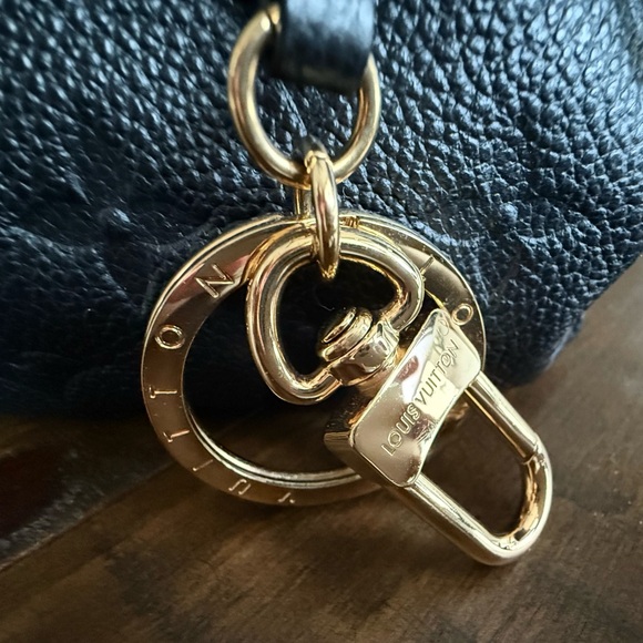 BNWT Authentic LV Empreinte Artsy MM - Black - Picture 5 of 14